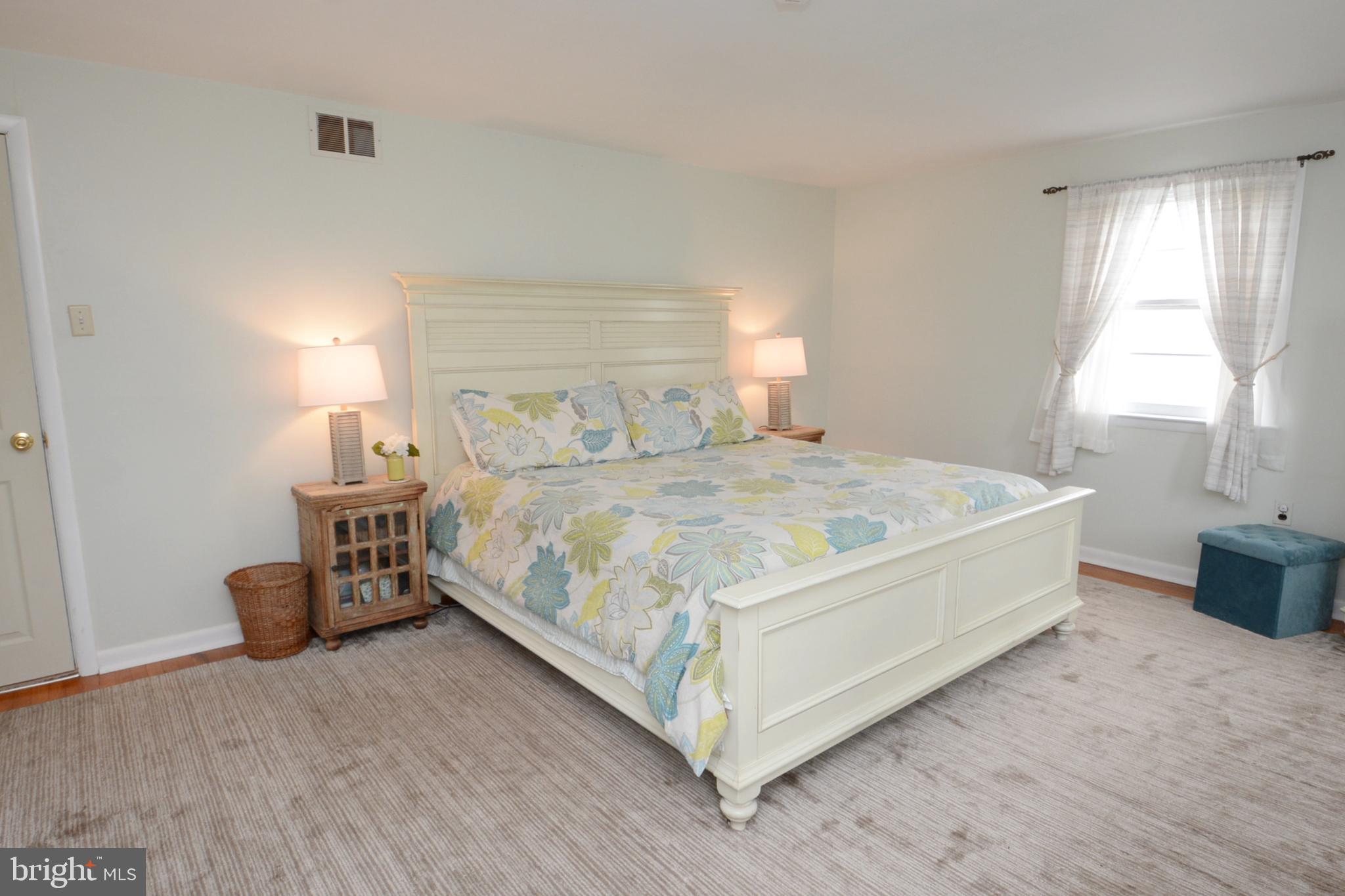 230 Crestview Road Hatboro, PA 19040 - Photo 24 of 40 Gallery Image 24