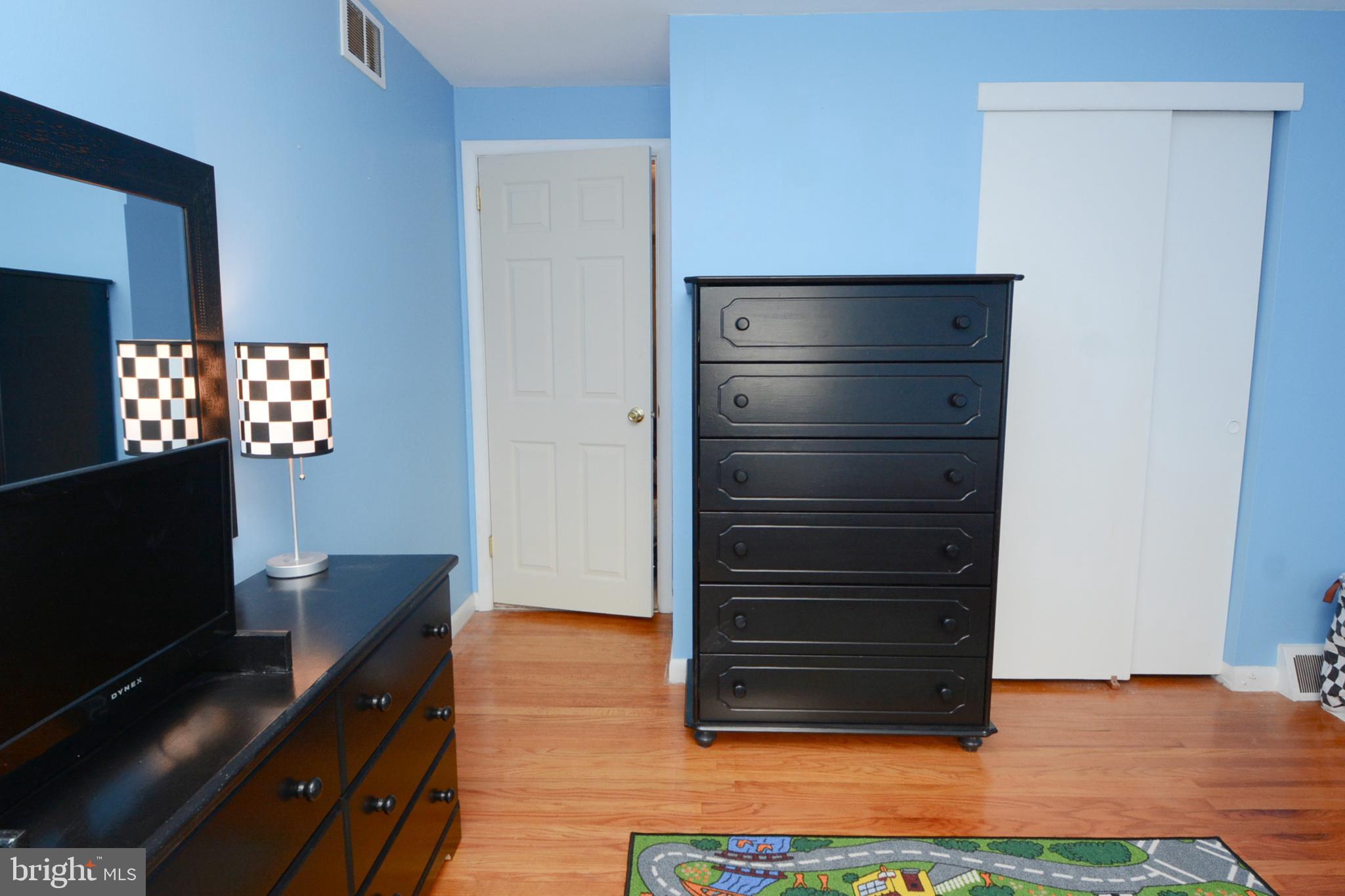 230 Crestview Road Hatboro, PA 19040 - Photo 27 of 40 Gallery Image 27