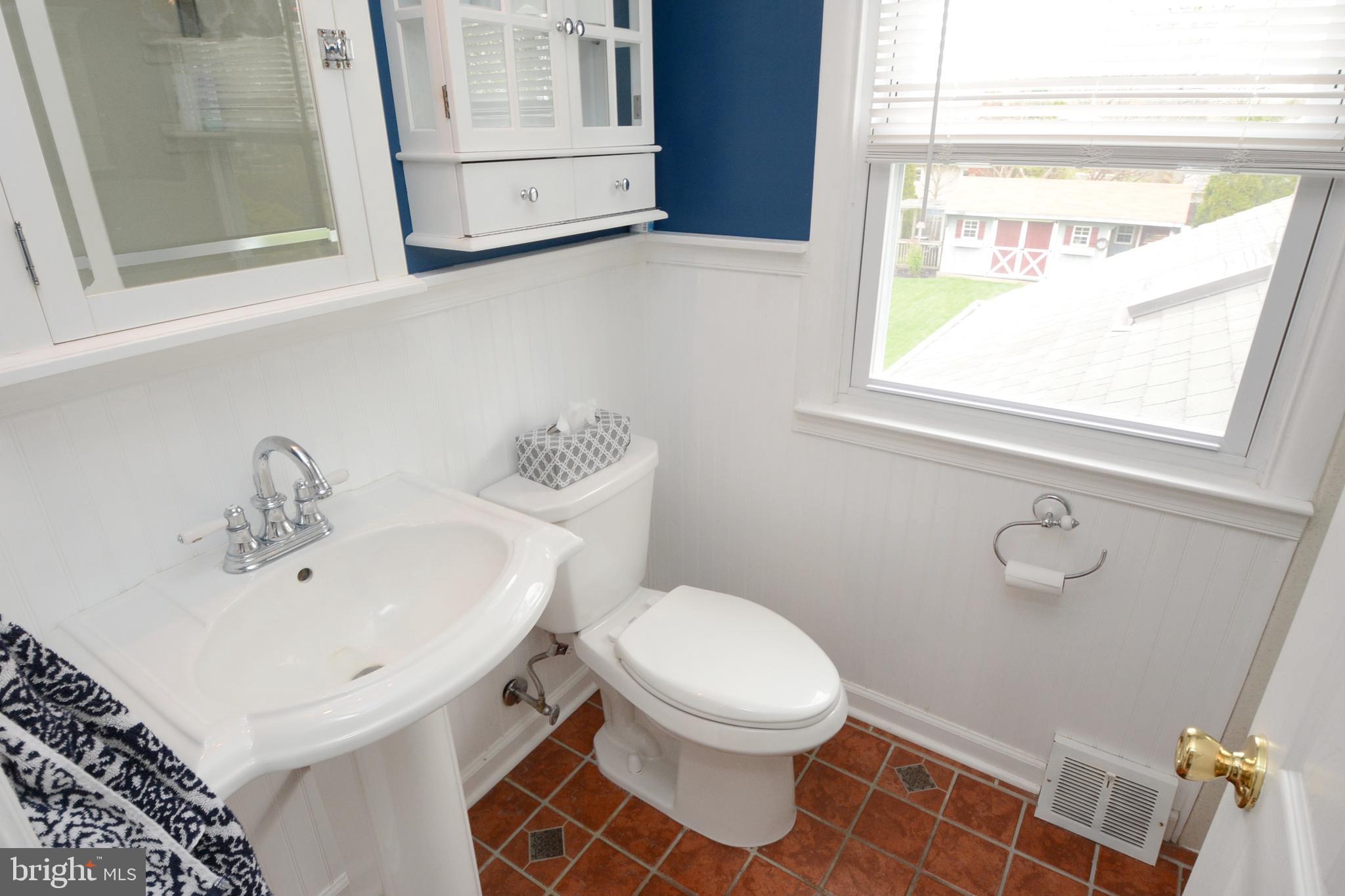 230 Crestview Road Hatboro, PA 19040 - Photo 33 of 40 Gallery Image 33