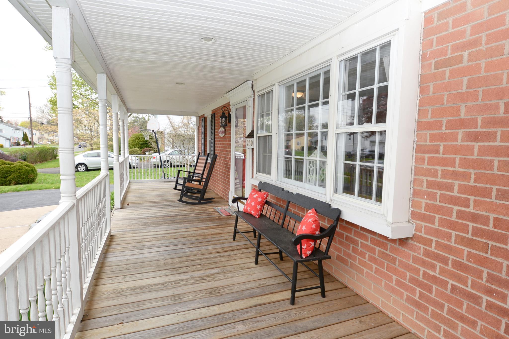 230 Crestview Road Hatboro, PA 19040 - Photo 5 of 40 Gallery Image 5