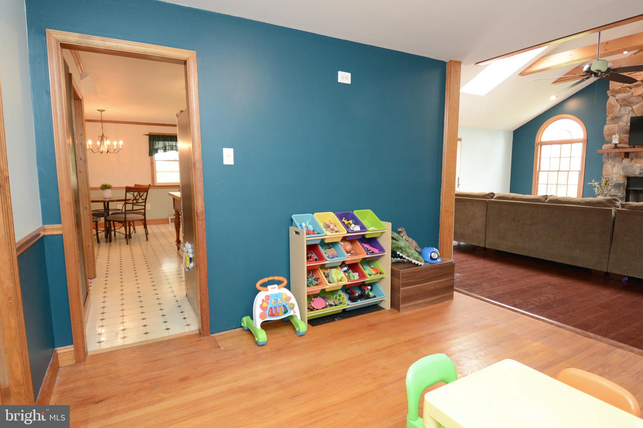 230 Crestview Road Hatboro, PA 19040 - Photo 10 of 40 Gallery Image 10