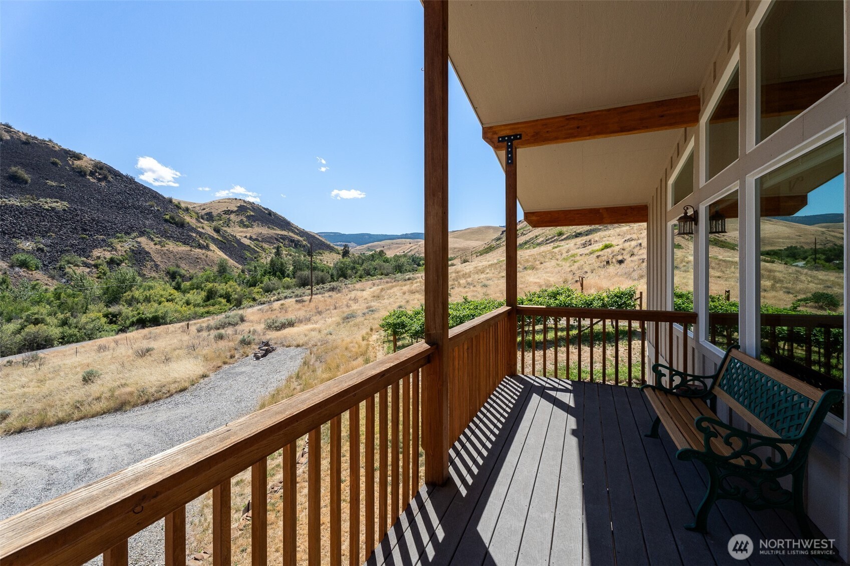 7400 Colockum Road Malaga, WA 98828 - Photo 29 of 37