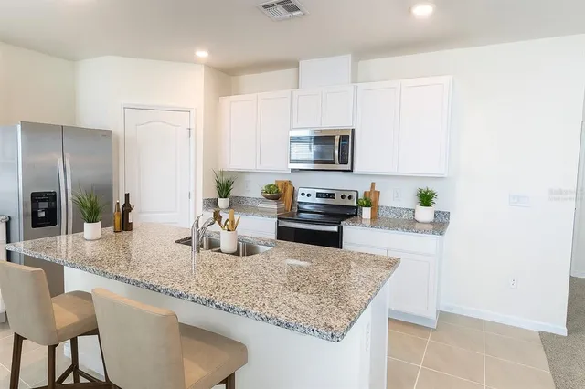 $2,150 | 4907 Cranberry Way, Lakeland, FL 33811