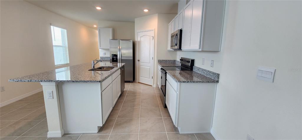 4907 Cranberry Way Lakeland, FL 33811 - Photo 12 of 100