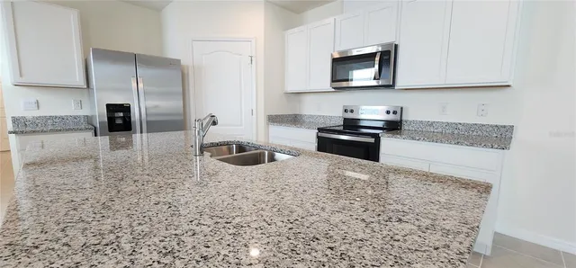 $2,150 | 4907 Cranberry Way, Lakeland, FL 33811