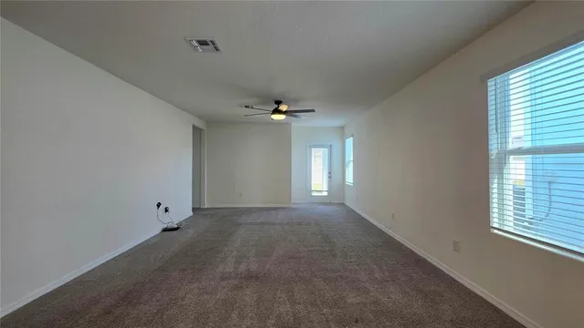 $2,150 | 4907 Cranberry Way, Lakeland, FL 33811