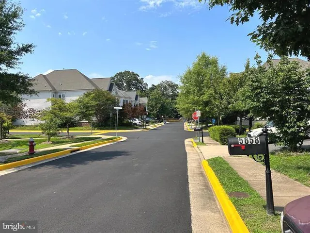 $3,600 | 5658 Lierman Circle, Centreville, VA 20120