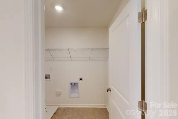 a view of utility room