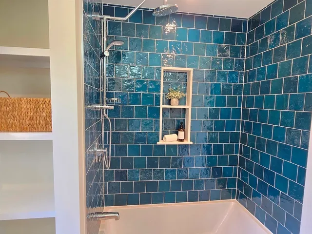 a bathroom with a bathtub