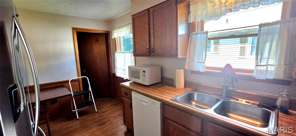 2432 State Street Chester, IL 62233 - Photo 8 of 45
