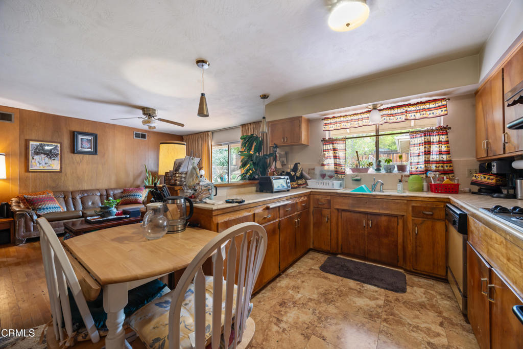 3160 Terrace Drive Riverside, CA 92507 - Photo 16 of 44 HIGH RES-18