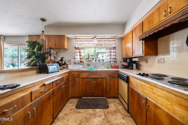 $598,000 | 3160 Terrace Drive, Riverside, CA 92507