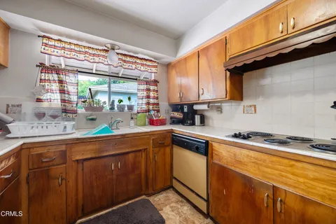 $598,000 | 3160 Terrace Drive, Riverside, CA 92507