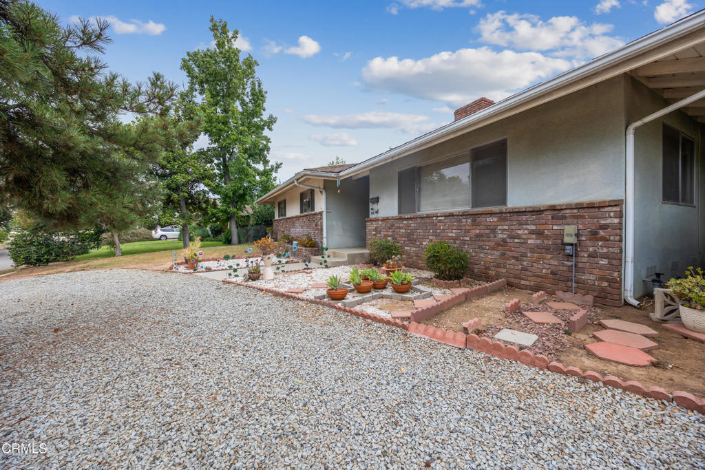 3160 Terrace Drive Riverside, CA 92507 - Photo 4 of 44 HIGH RES-3