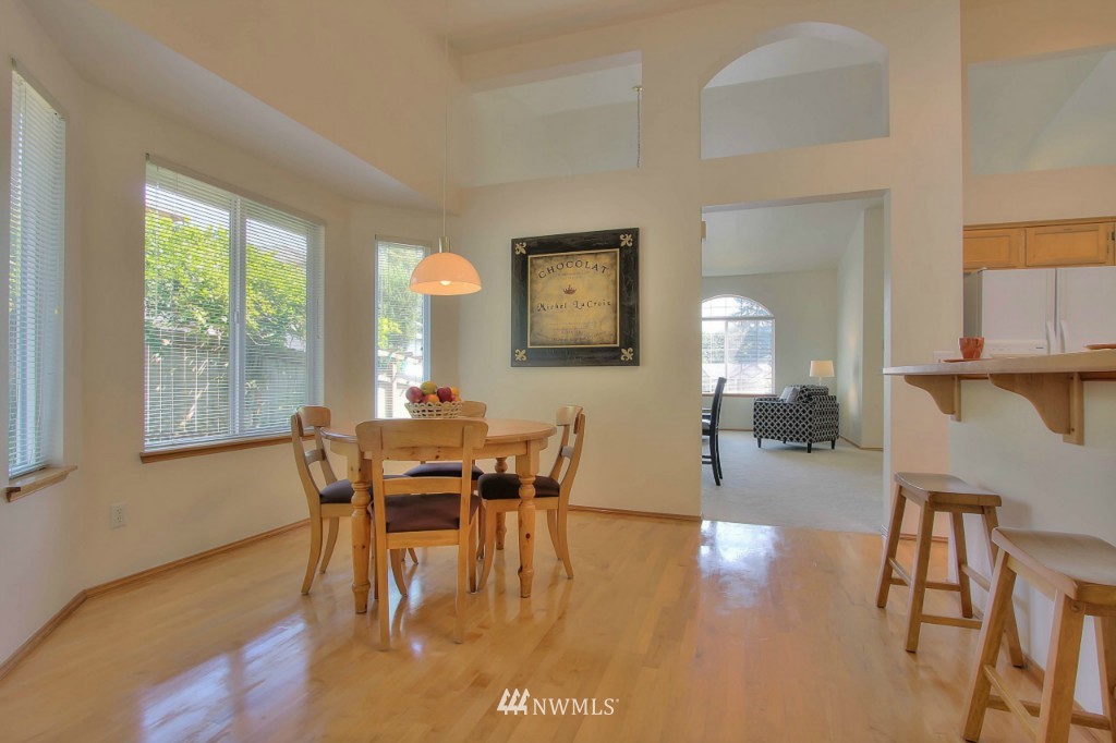 11453 Southeast 185th Place Renton, WA 98055 - Photo 12 of 24 Gallery Image 12