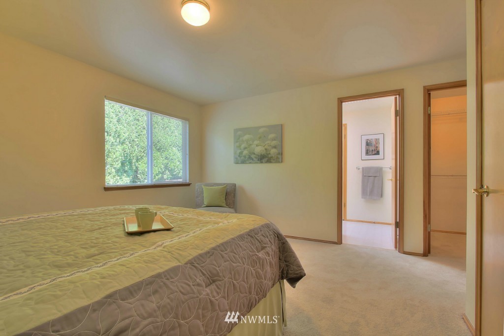 11453 Southeast 185th Place Renton, WA 98055 - Photo 17 of 24 Gallery Image 17