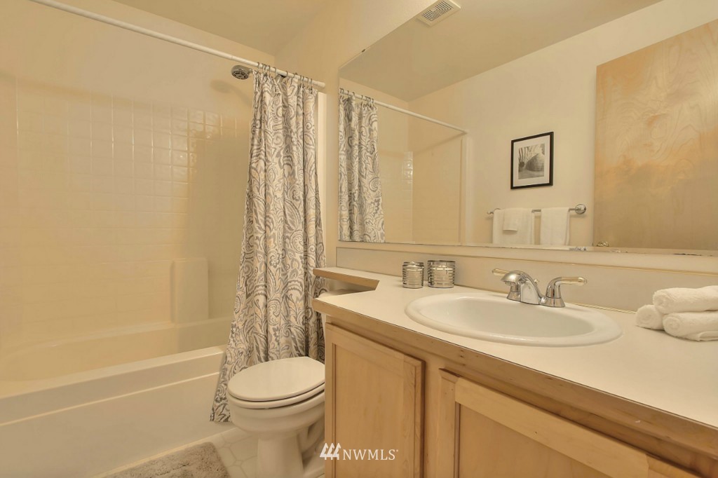 11453 Southeast 185th Place Renton, WA 98055 - Photo 20 of 24 Gallery Image 20