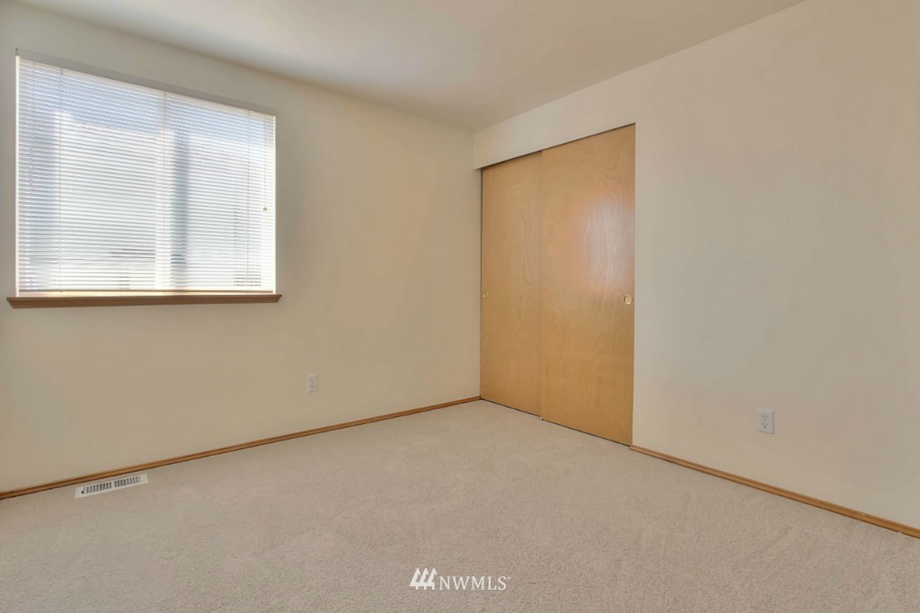 11453 Southeast 185th Place Renton, WA 98055 - Photo 21 of 24 Gallery Image 21