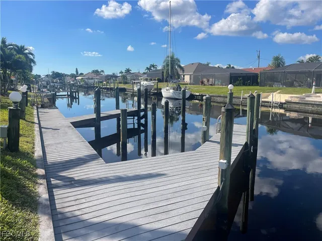 $182,000 | 4802 Tudor Drive, Unit 201, Cape Coral, FL 33904