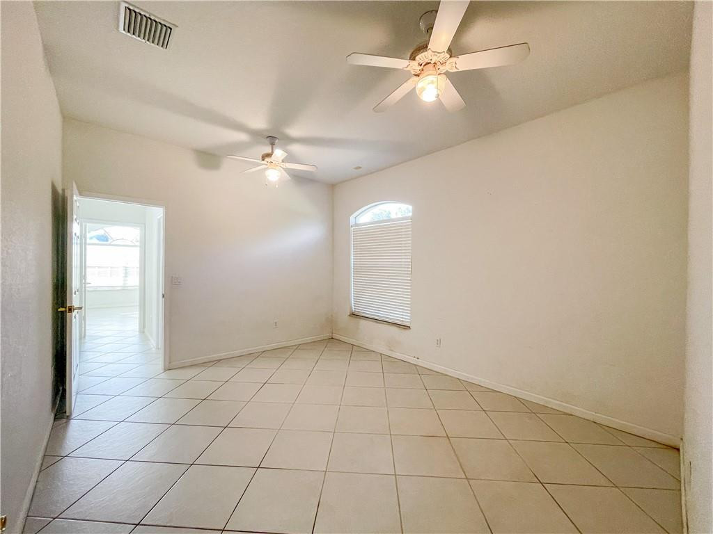 6150 Hancock Road Southwest Ranches, FL 33330 - Photo 26 of 41 an empty room with fan and fan