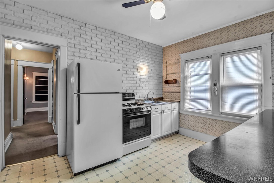 217 Commonwealth Avenue Buffalo, NY 14216 - Photo 25 of 38