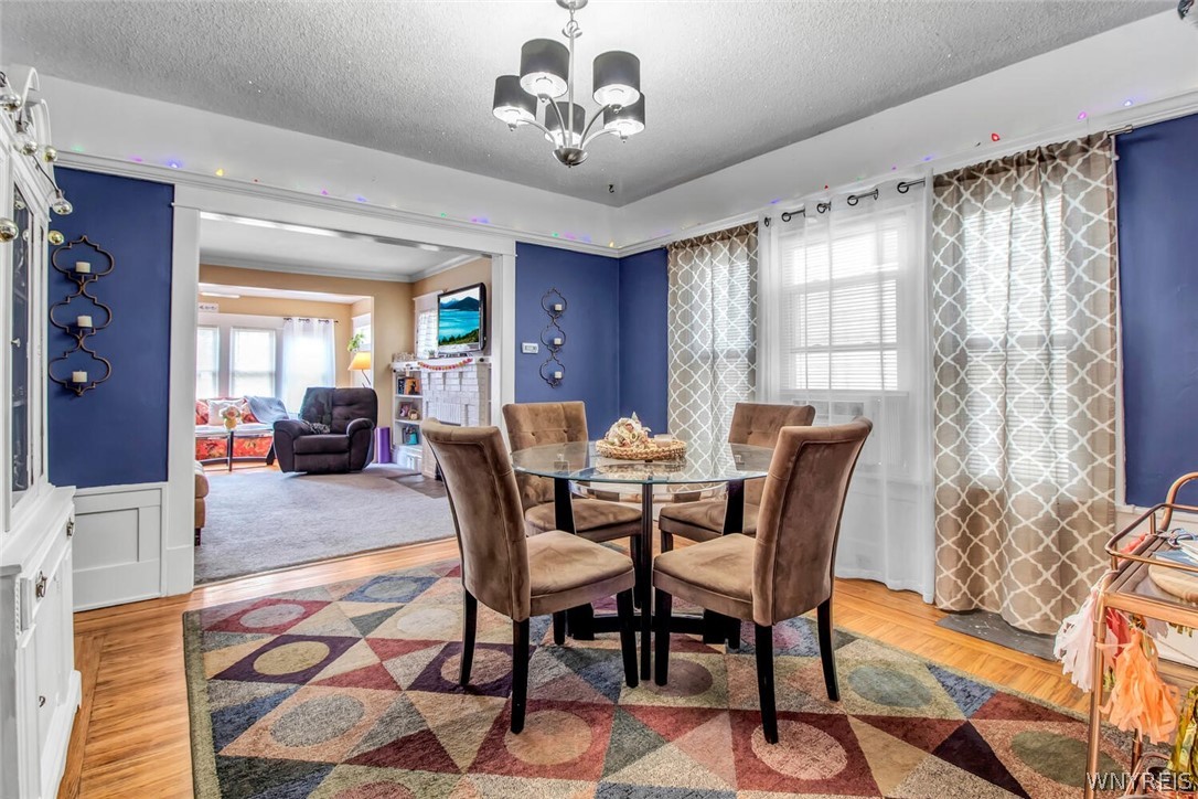 217 Commonwealth Avenue Buffalo, NY 14216 - Photo 9 of 38