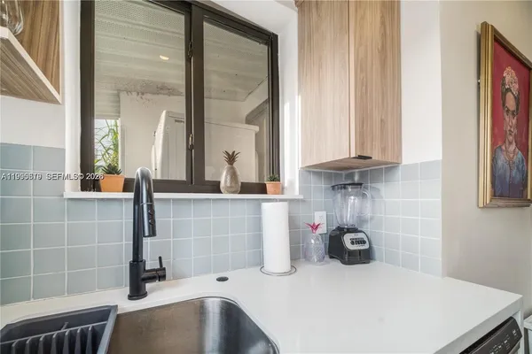 $1,900 | 13654 Northeast 20th Place, North Miami Beach, FL 33181