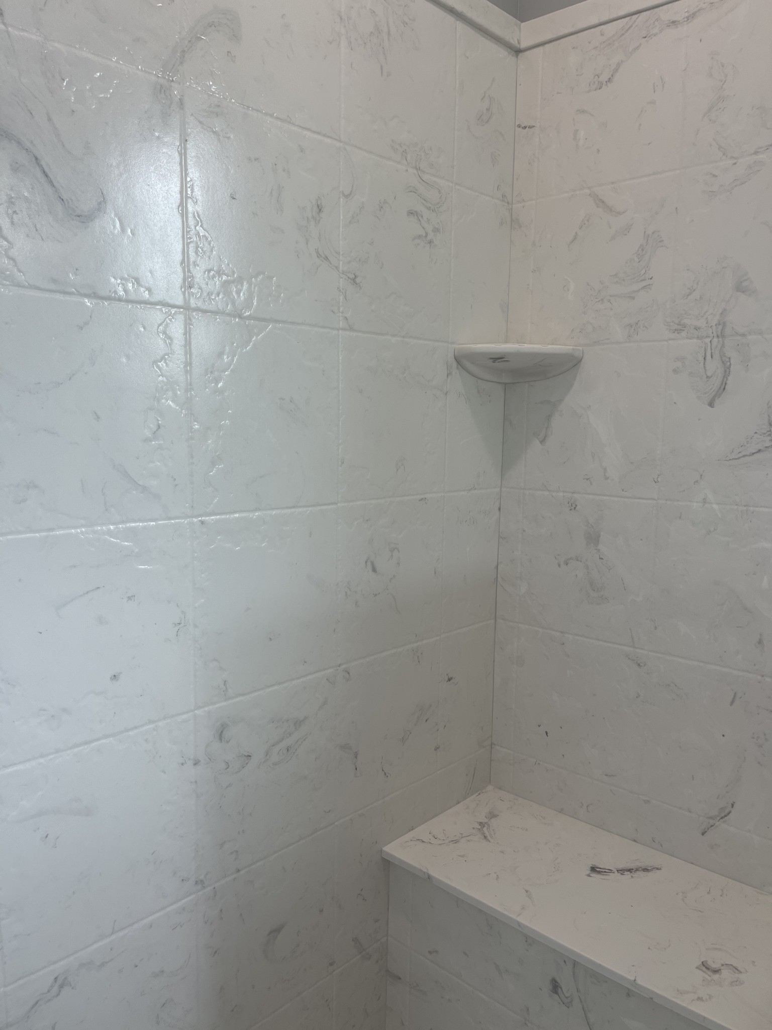 1448 Fall River Road Lawrenceburg, TN 38464 - Photo 22 of 30 a bathroom with a bathtub