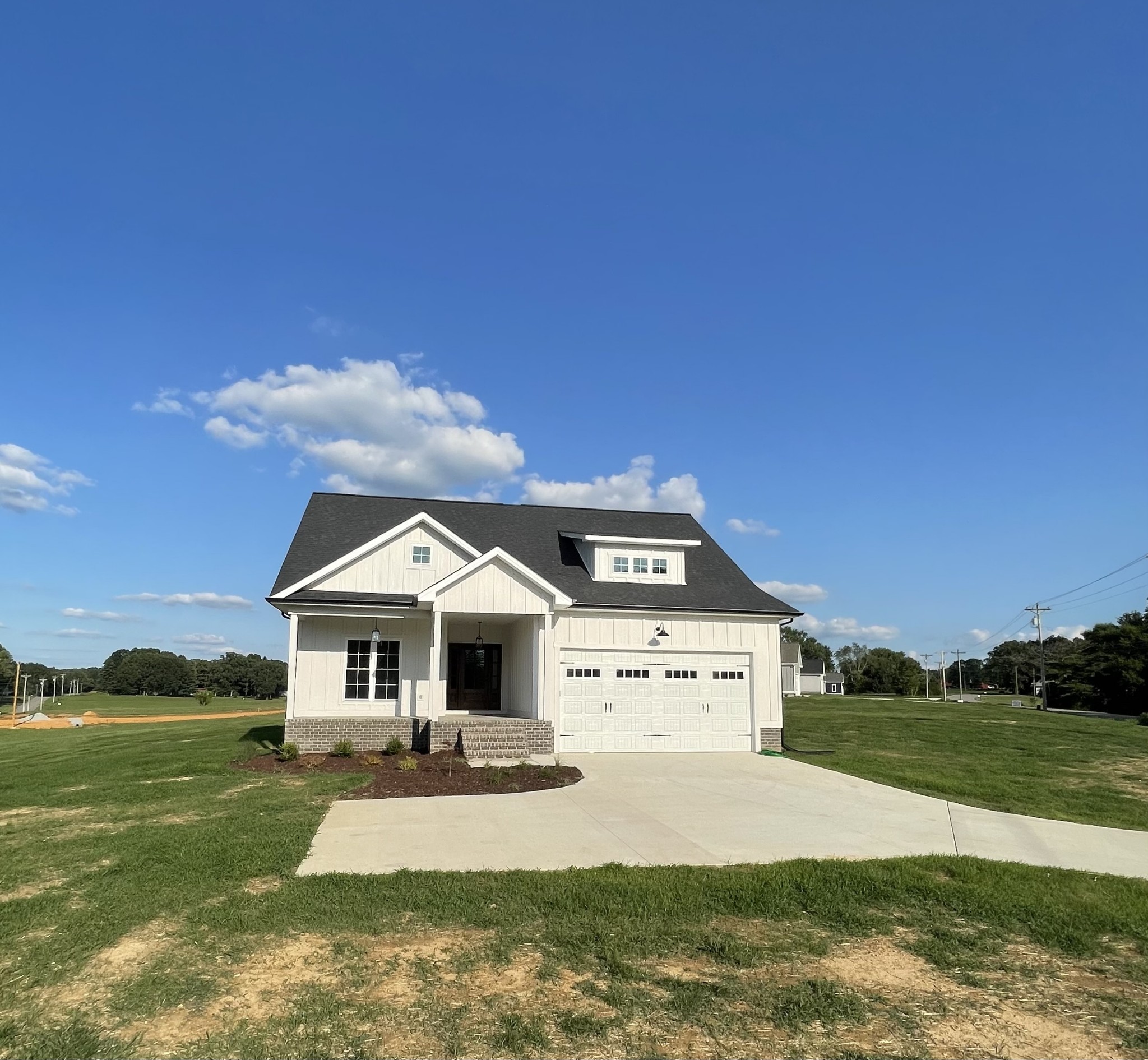 1448 Fall River Road Lawrenceburg, TN 38464 - Photo 27 of 30 a front view of a house with a yard