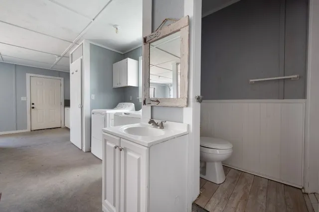 $455,000 | 712 County Road 330, Granger, TX 76530