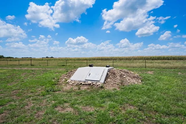 $455,000 | 712 County Road 330, Granger, TX 76530