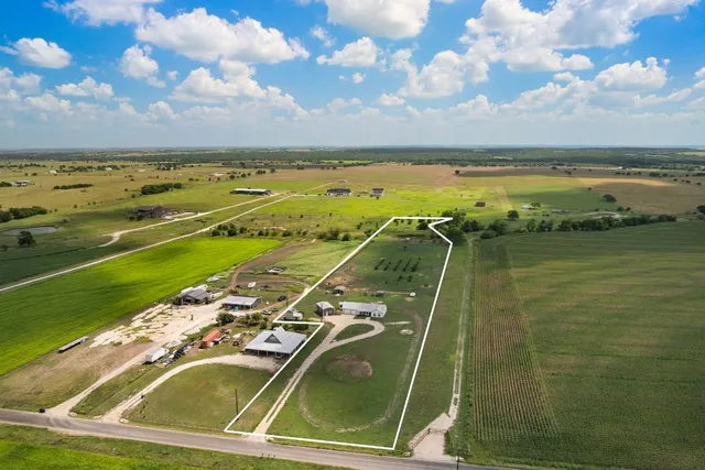 $455,000 | 712 County Road 330, Granger, TX 76530