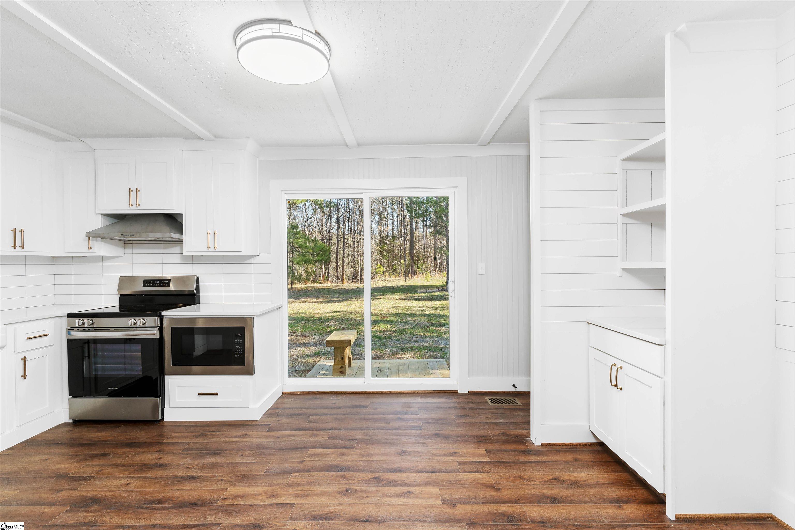 306 State Rd S-44-398 Union, SC 29379 - Photo 8 of 38 Gallery Image 8