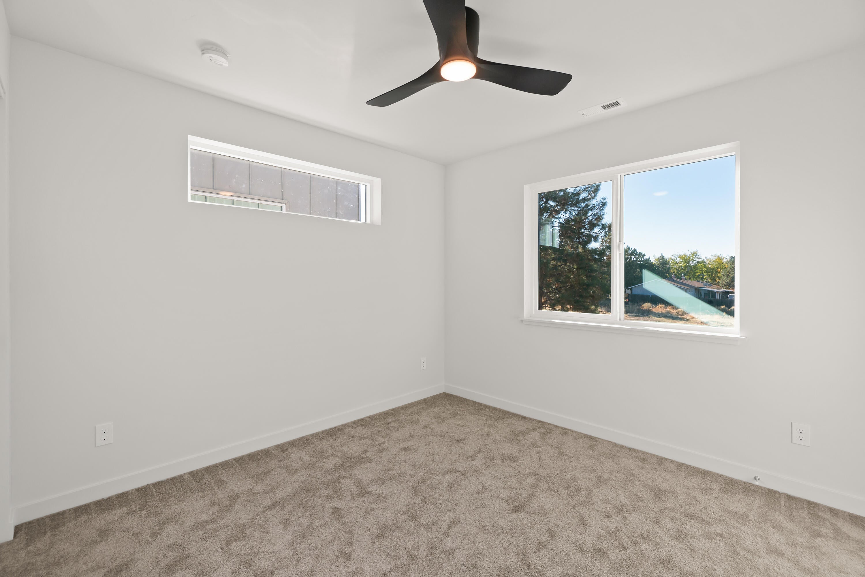 61646 Pettigrew Road, Unit 10 Bend, OR 97702 - Photo 11 of 22 15-print-Riley Visuals-34
