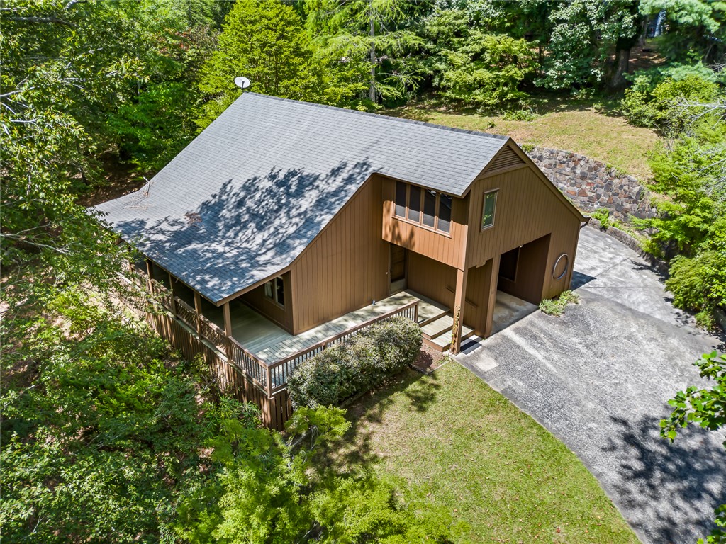 203 Tulip Drive Walhalla, SC 29691 - Photo 2 of 50