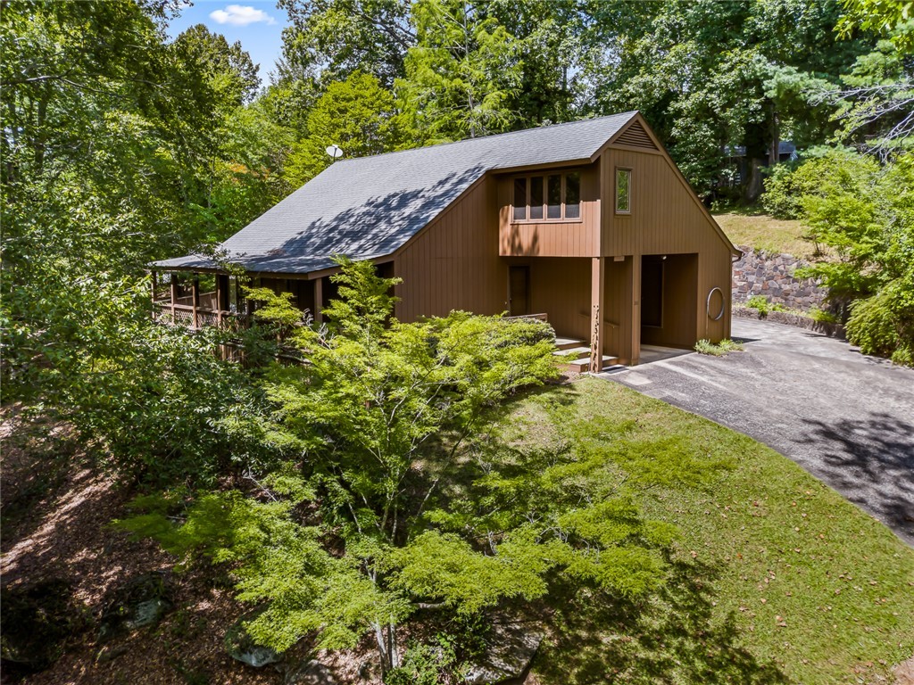 203 Tulip Drive Walhalla, SC 29691 - Photo 4 of 50