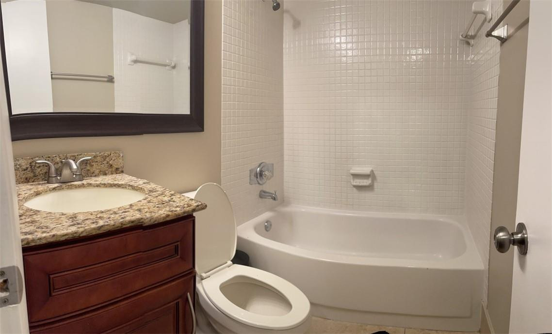 250 Gate Road, Unit 155 Hollywood, FL 33024 - Photo 11 of 12 Photo 11