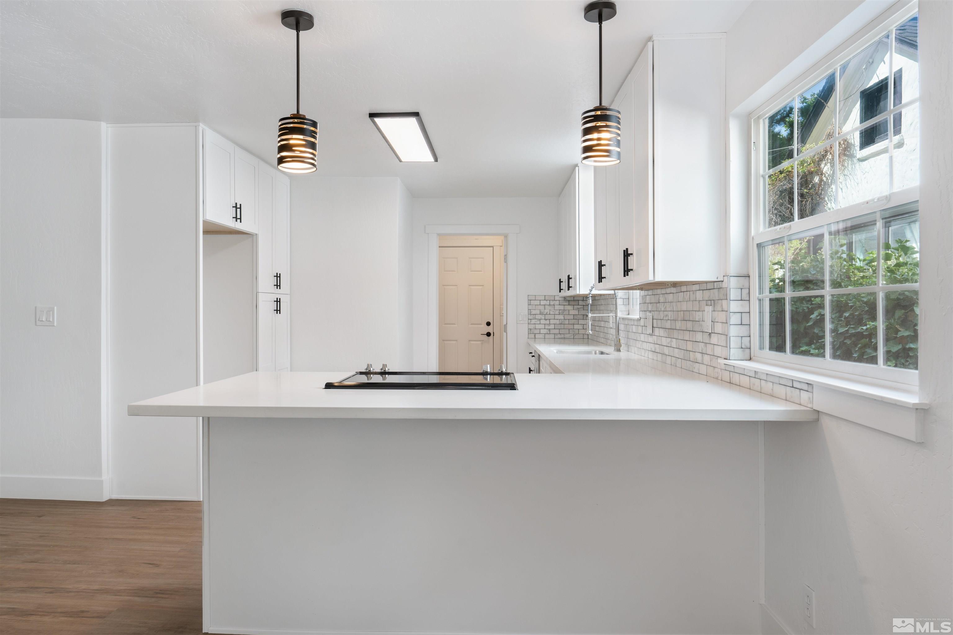 1376 Gordon Avenue Reno, NV 89509 - Photo 8 of 32 Photo 8