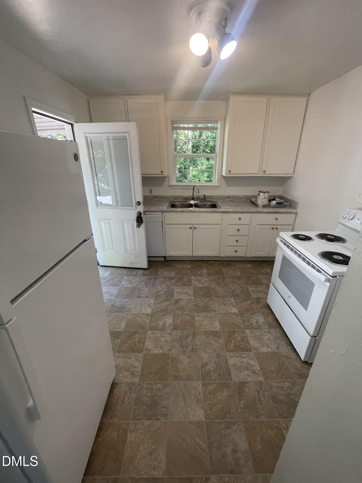 2421 Renfrow Road Raleigh, NC 27603 - Photo 3 of 10 3d9d816b-83d1-48c6-9302-620788c34814