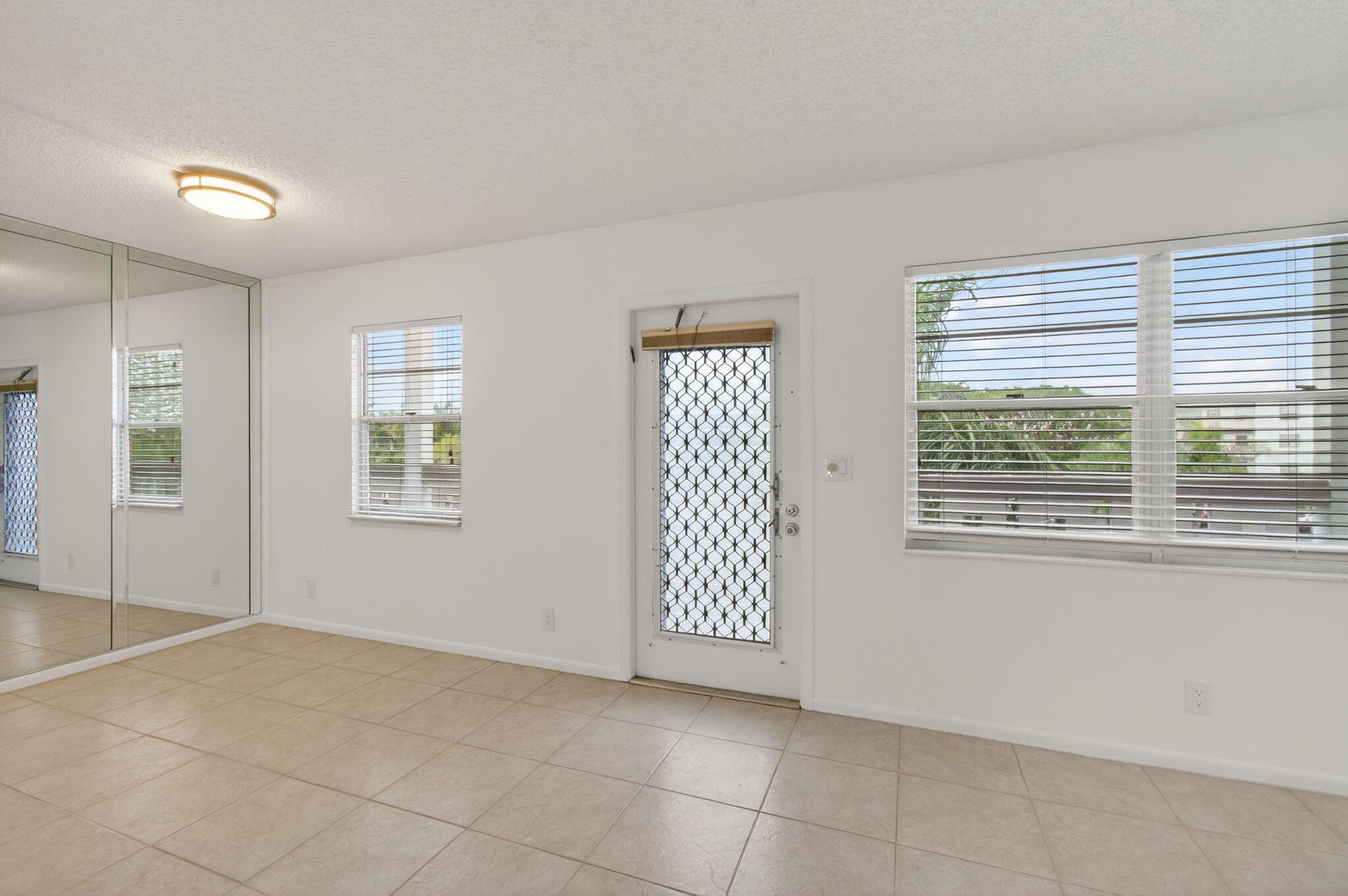 3032 Rexford B Boca Raton, FL 33434 - Photo 5 of 92 10-web-or-mls-DSC_6336