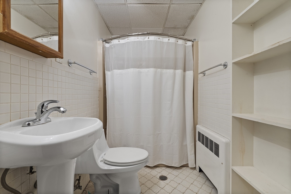 105 West Fourth Street, Unit 3A Boston, MA 02127 - Photo 8 of 10