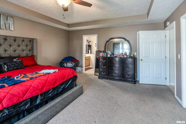 $259,000 | 506 Insignia Drive, Herrin, IL 62948