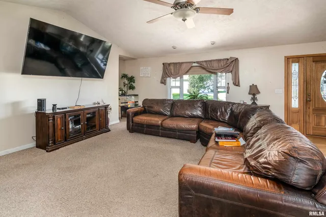 $259,000 | 506 Insignia Drive, Herrin, IL 62948