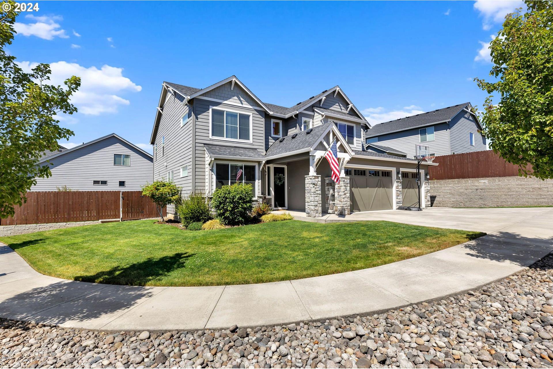 754 North Squire Drive Ridgefield, WA 98642 - Photo 2 of 37 Gallery Image 2