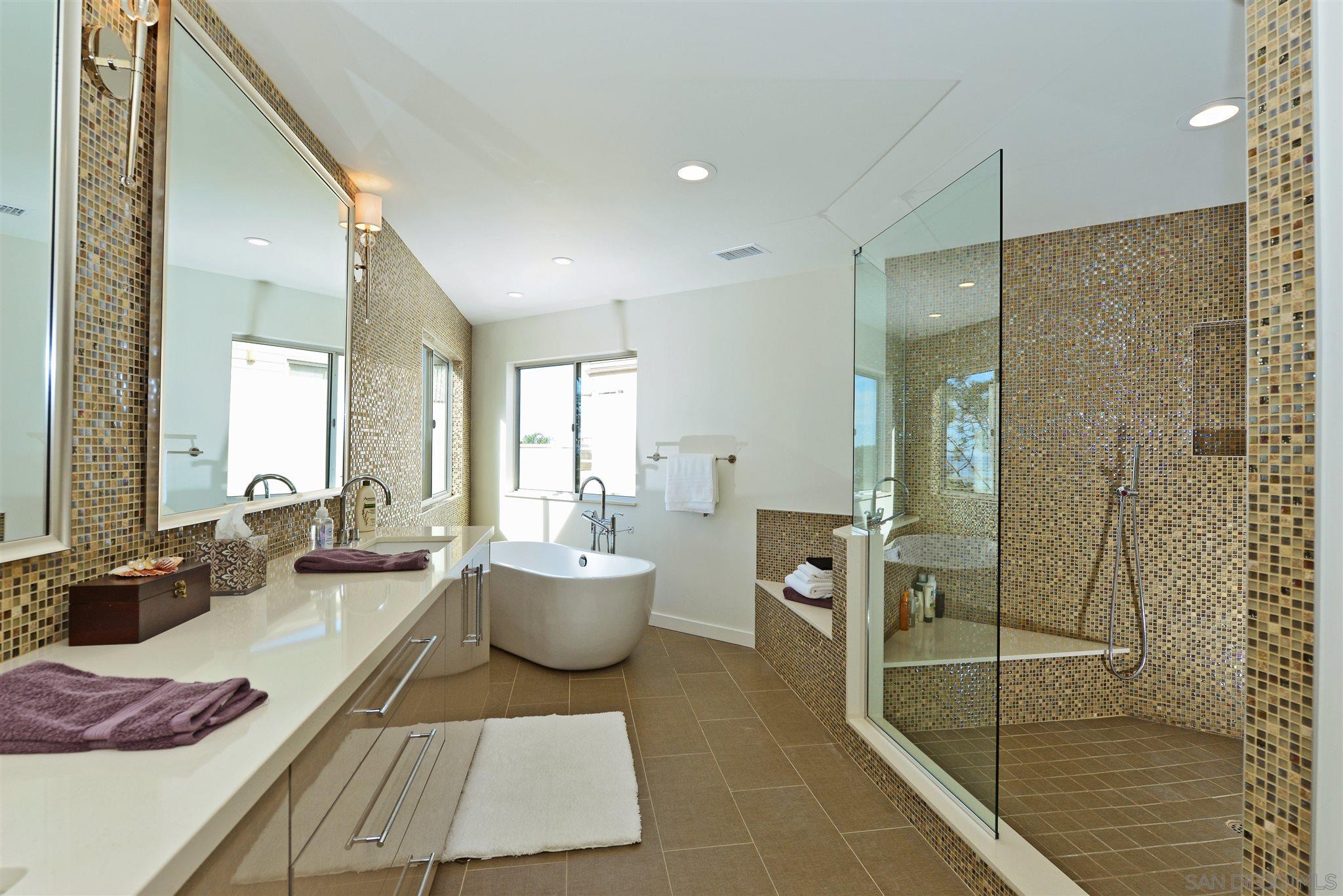 13721 Pine Needles Drive Del Mar, CA 92014 - Photo 19 of 31