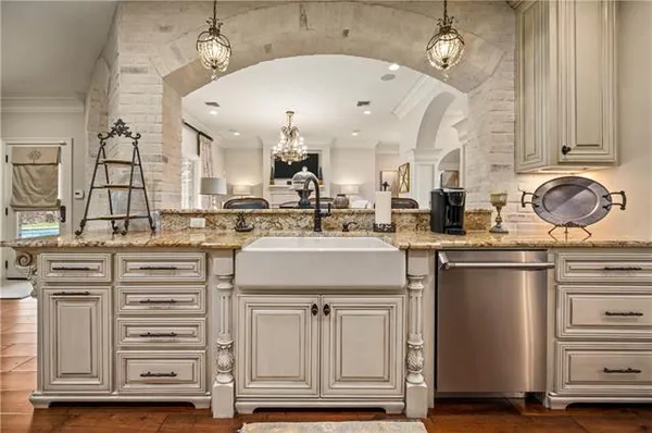 $999,900 | 353 Gentry Road, Washington, LA 70589