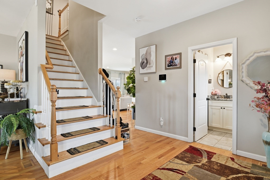 11 Elaine Circle Springfield, MA 01109 - Photo 12 of 39