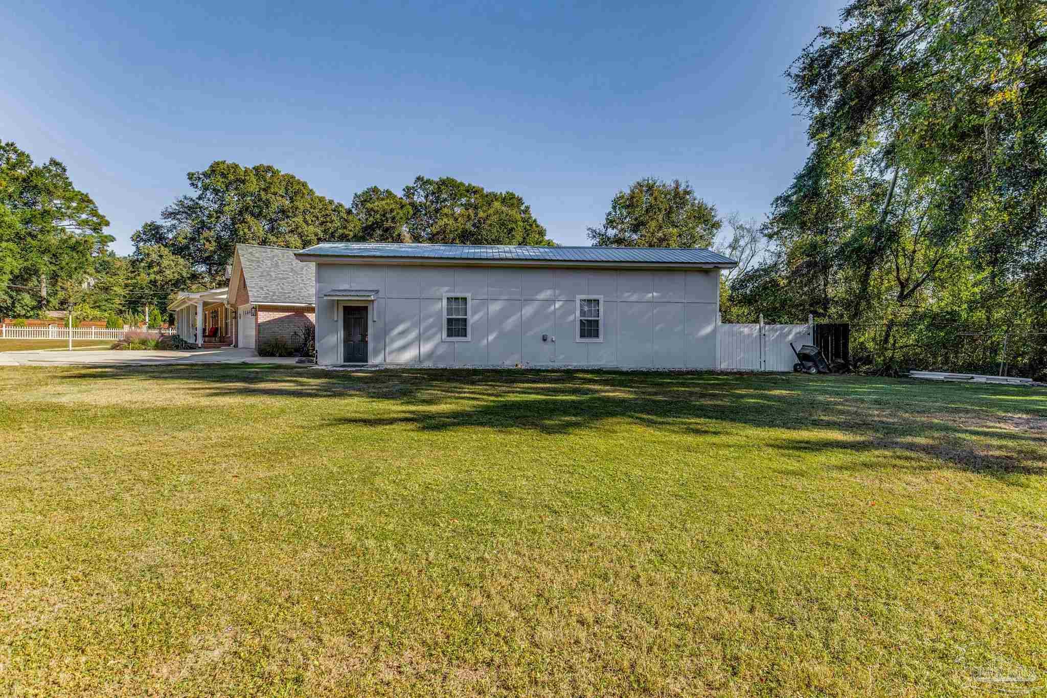 10186 Holsberry Road Pensacola, FL 32534 - Photo 40 of 71 Gallery Image 40