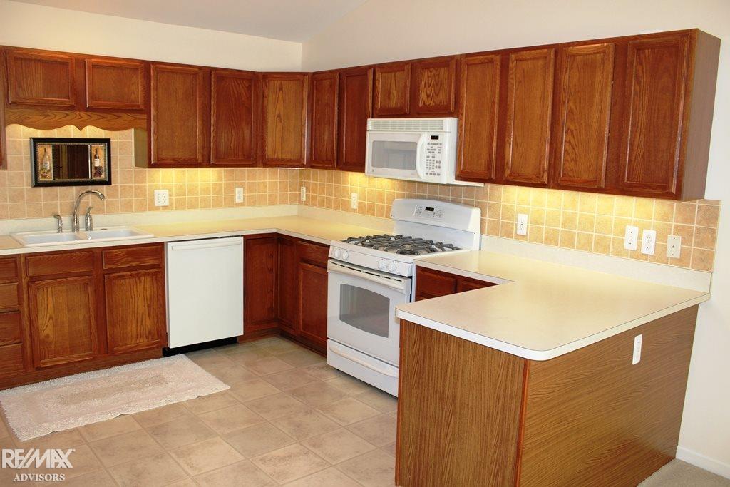 9650 Nook Road, Unit 9 Algonac, MI 48001 - Photo 7 of 17