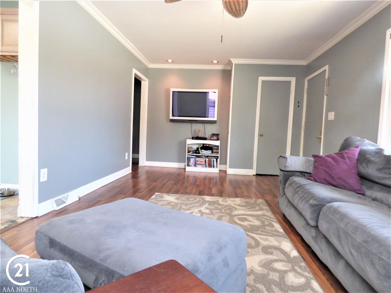 47770 Greenview Road Utica, MI 48317 - Photo 11 of 34